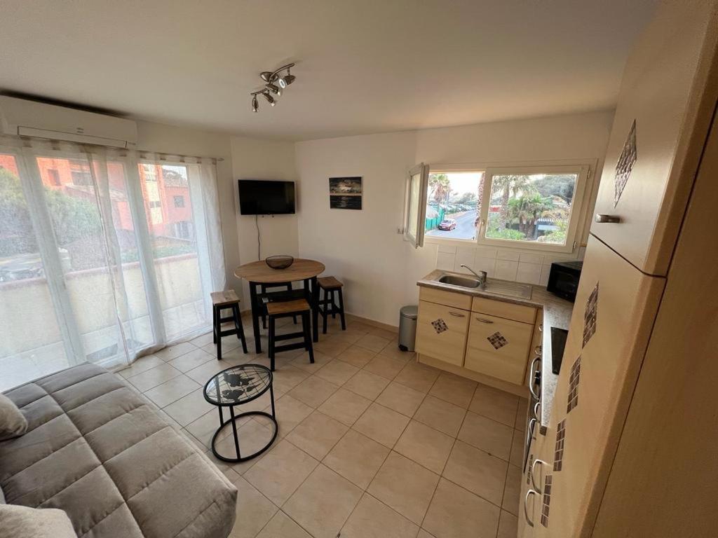 הייר Plein Sud, Bel Appartement 20 Metres De La Plage La Capte מראה חיצוני תמונה